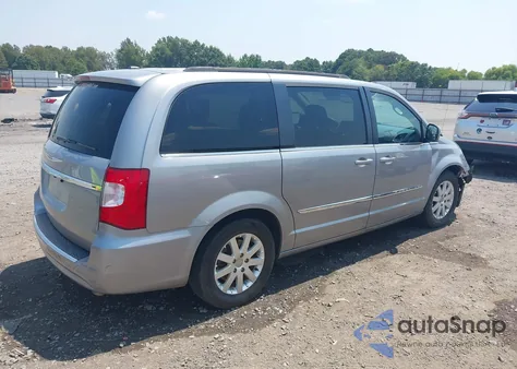 2016 Chrysler Town & Country Touring z USA, uszkodzony, nr VIN 2C4RC1BG0GR291145